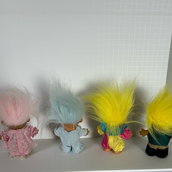 Lot of 4 Vintage Russ Troll Dolls - Picture 2 of 15
